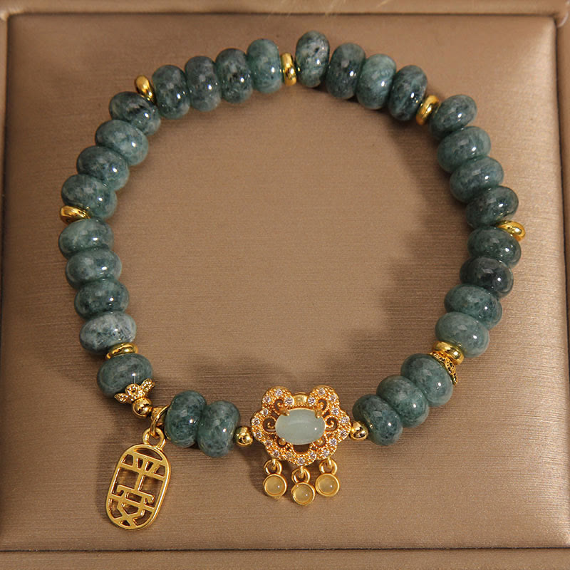 8 mm Jade-Charm-Armband mit chinesischem Schloss für Wohlstand
