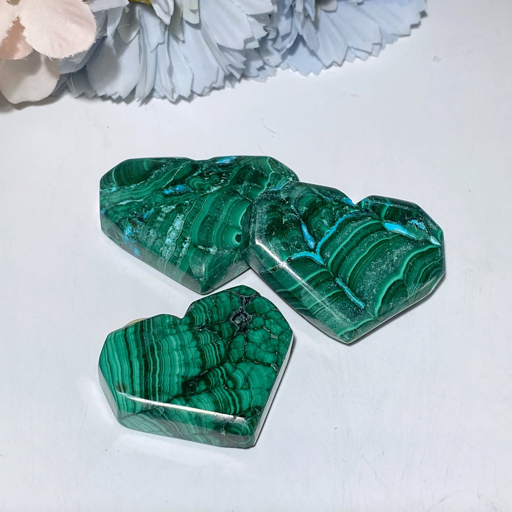 1.7-2.0 inch Natural Malachite Heart Crystal for Emotional Healing