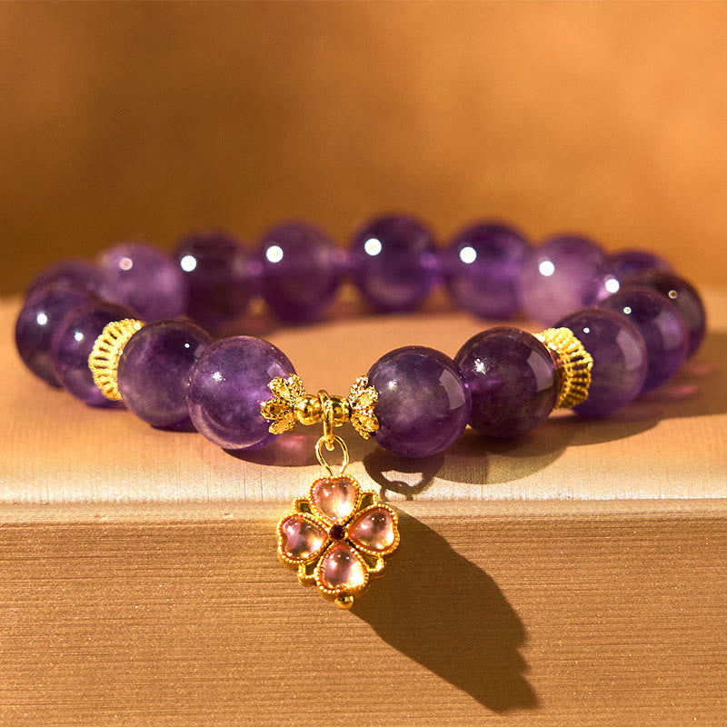 10 mm Amethyst-Kommunikationsarmband mit vierblättrigem Kleeblatt