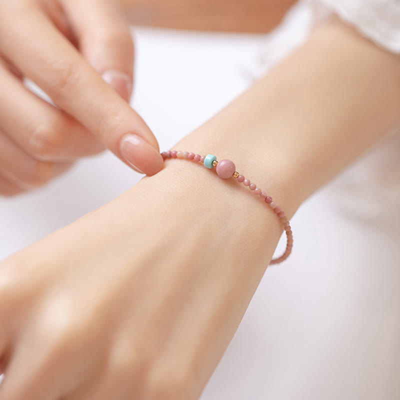 14 Karat vergoldetes Rhodonit-Loving-Energy-Kettenarmband