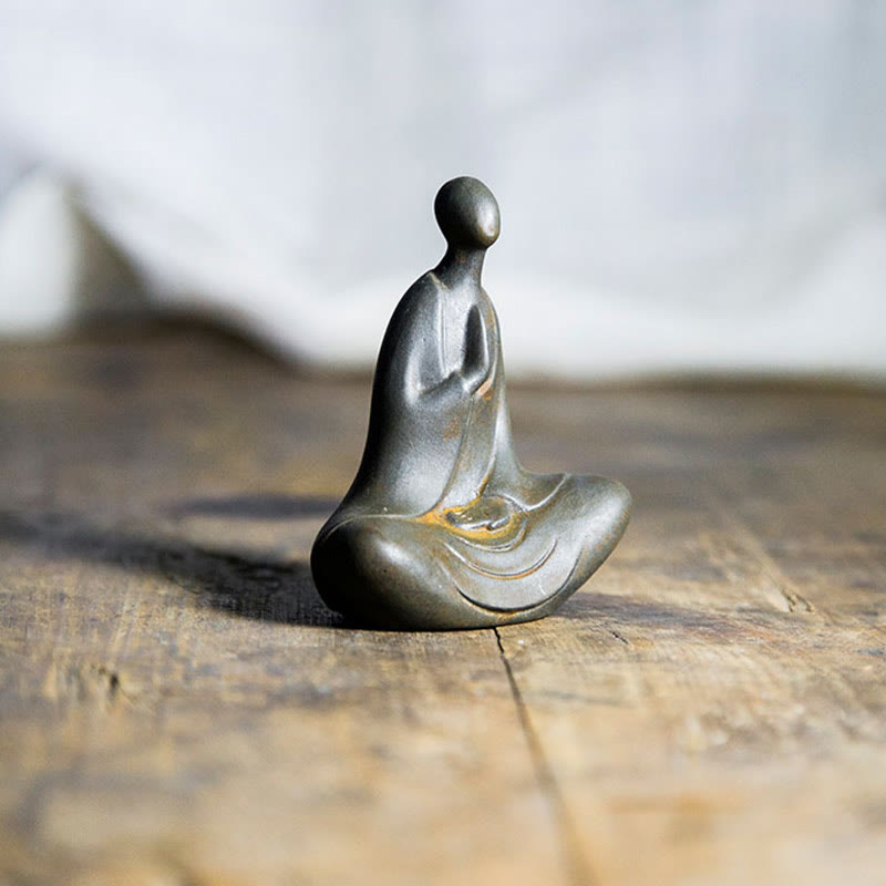 Meditation Buddha Statue Iron Powder Resin Rust 10cm
