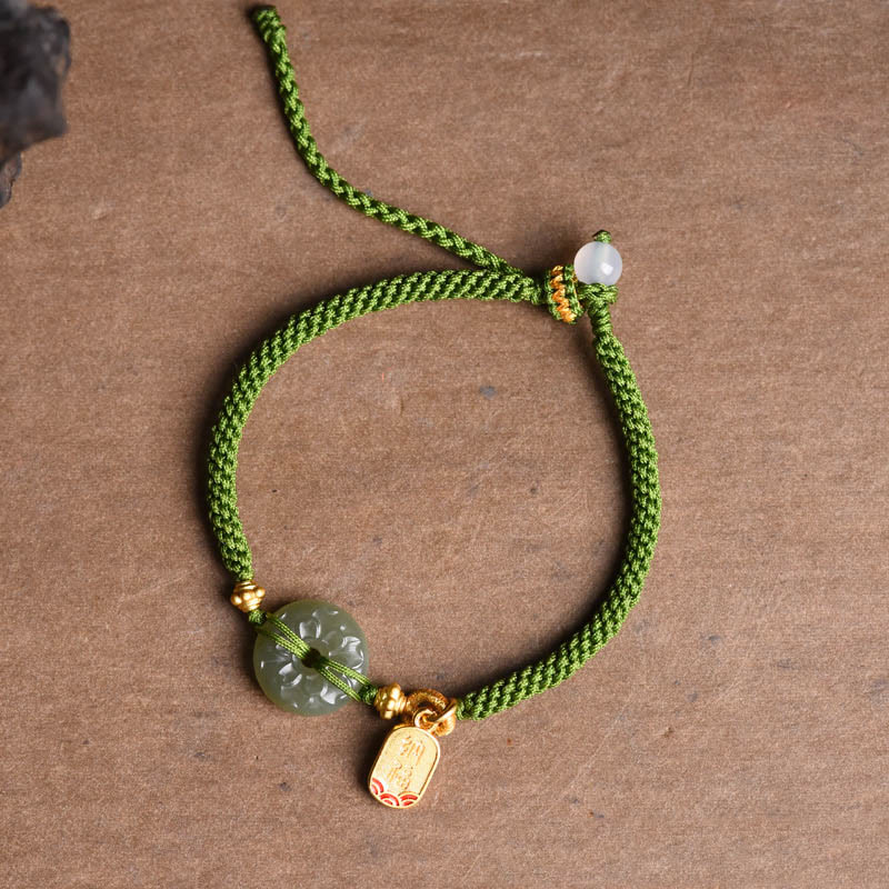 Grünes Jade-Armband mit Peace-Schnalle für Wohlstand und Ausgeglichenheit
