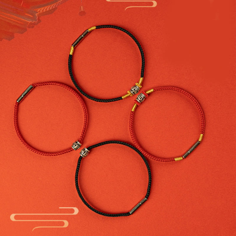 Om Mani Padme Hum Friedensarmband | Rot & Schwarz String Silber