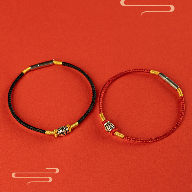 Om Mani Padme Hum Friedensarmband | Rot & Schwarz String Silber