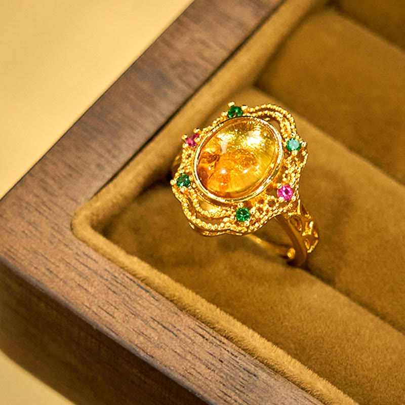 Verstellbarer Bernsteinring mit Blumenmotiv für Selbstvertrauen und innere Stärke