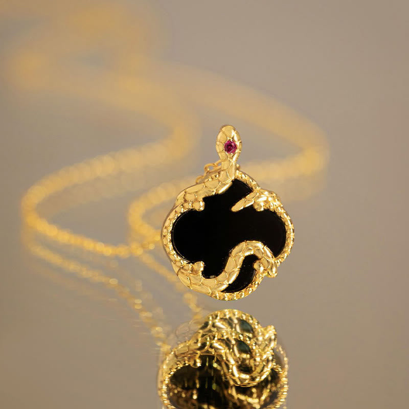 Halskette mit Schlangen-Jahressegen aus 925er Sterlingsilber mit rotem Achat