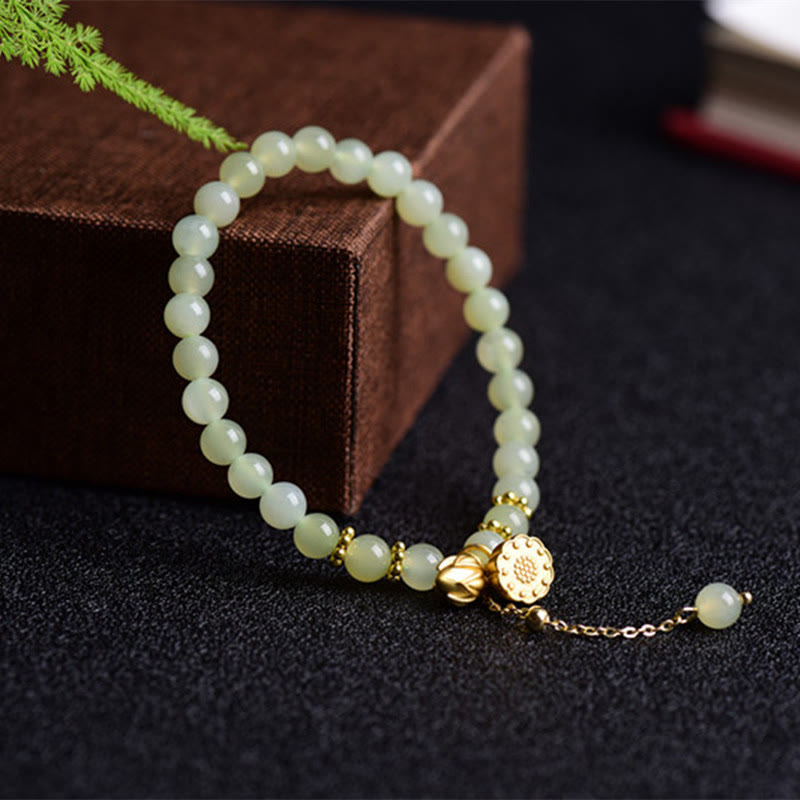 6 mm Hetian Jade Lotus Glücksarmband für Damen