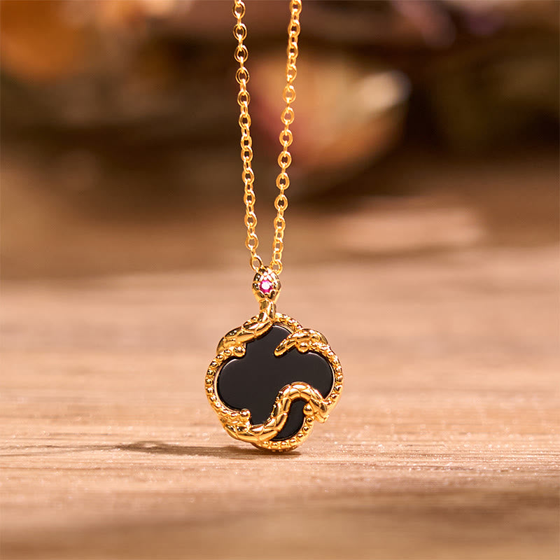 Halskette mit Schlangen-Jahressegen aus 925er Sterlingsilber mit rotem Achat