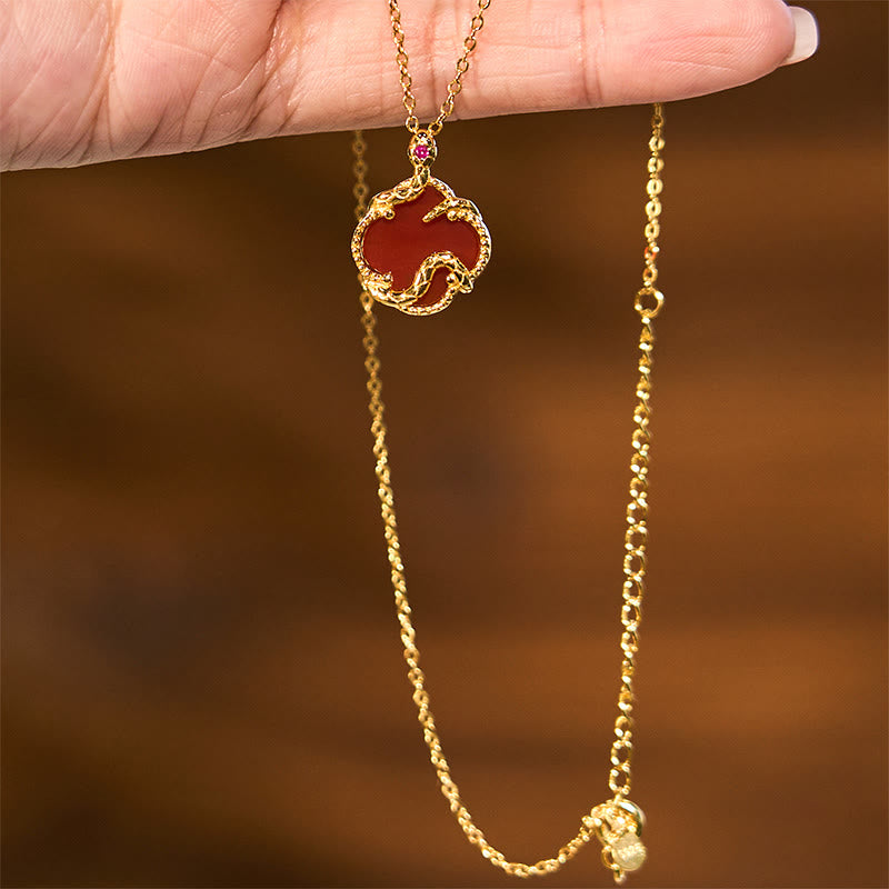 Halskette mit Schlangen-Jahressegen aus 925er Sterlingsilber mit rotem Achat