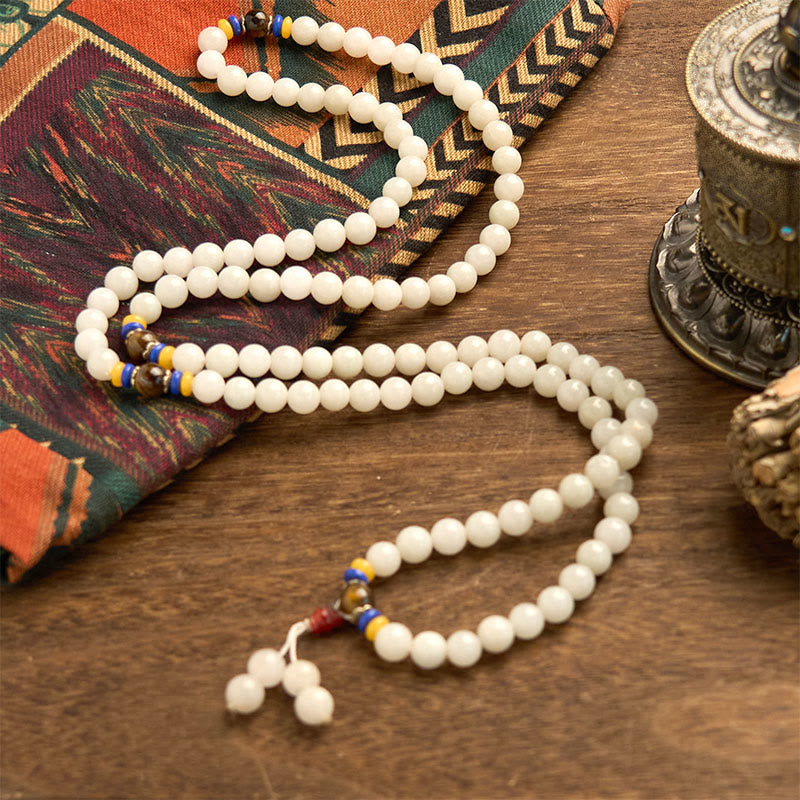 Mala-Armband aus goldener Seide mit 108 Perlen für Reichtum und Glück