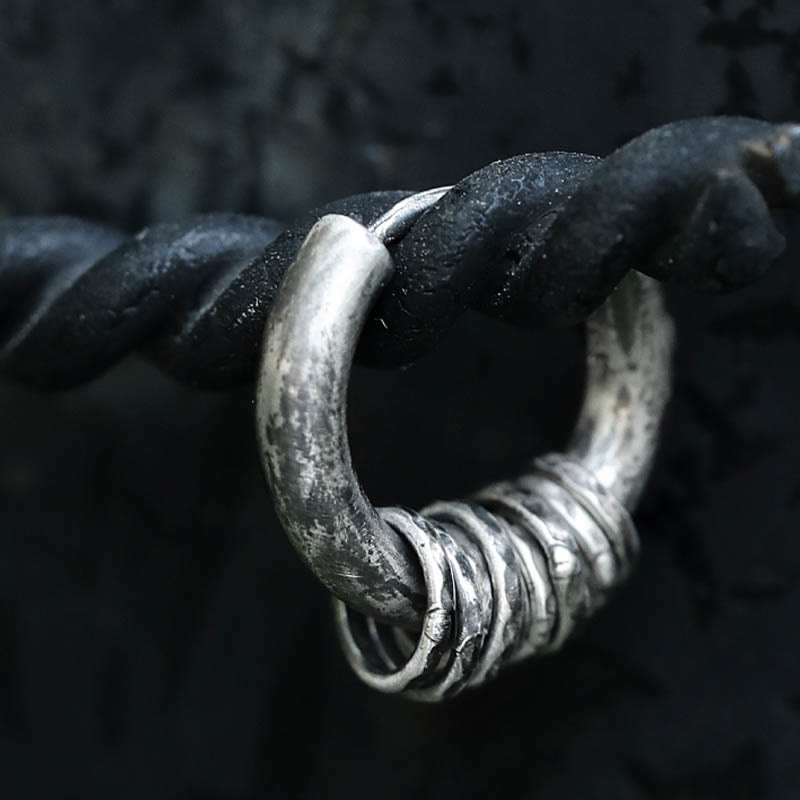 Handgehämmerte spirituelle Schutzohrringe aus 925er Sterlingsilber