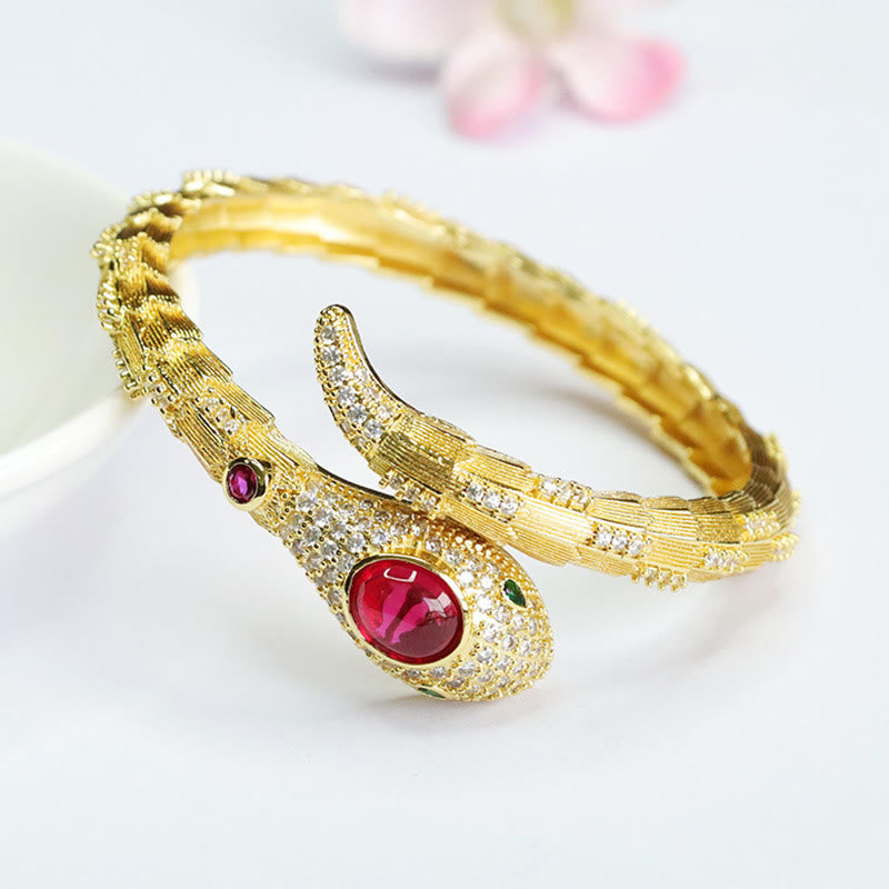 Kupfernes Schlangen-Stärkearmband mit Rubin für Schutz und Glück