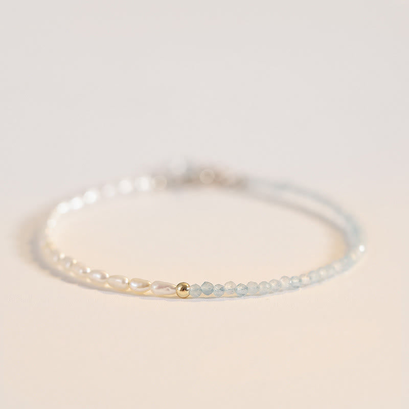 2 mm türkisfarbenes Perlenarmband mit Weisheit