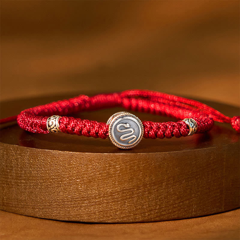 Chinesisches Sternzeichen-Armband mit roter Schnur aus Sterlingsilber