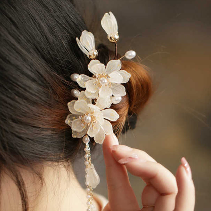 Traditional Chinese Magnolia Tassel Hair Clip Elegant Jewelry