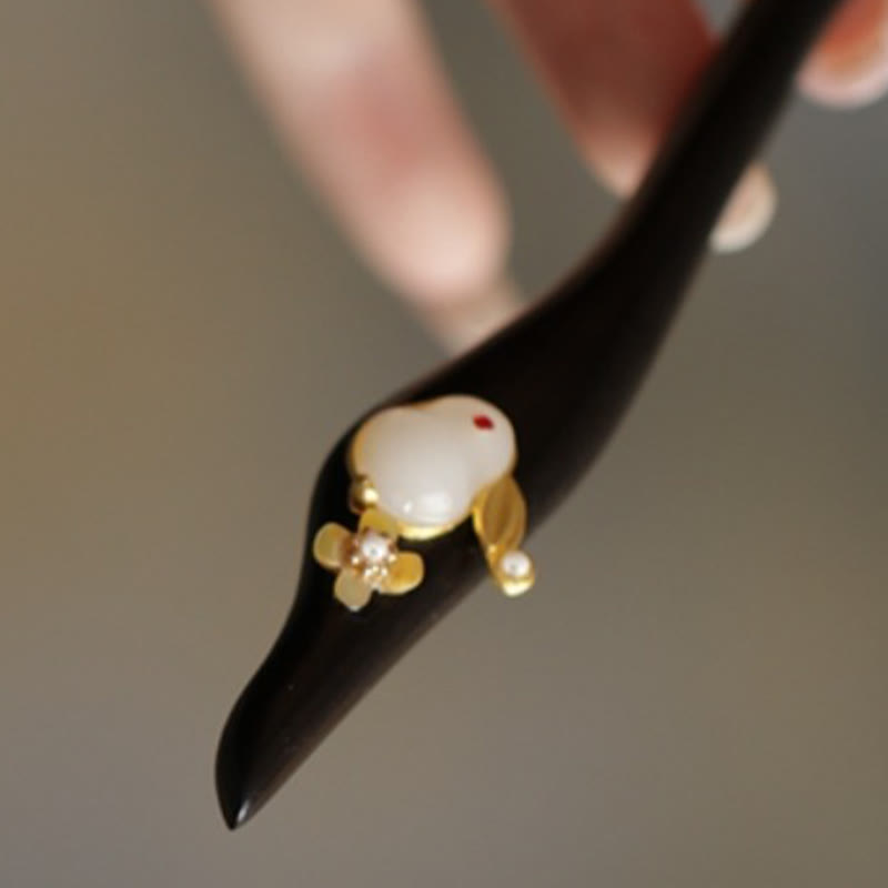 Sandalwood Rabbit Hairpin | Auspicious Cloud Chinese Hairpin