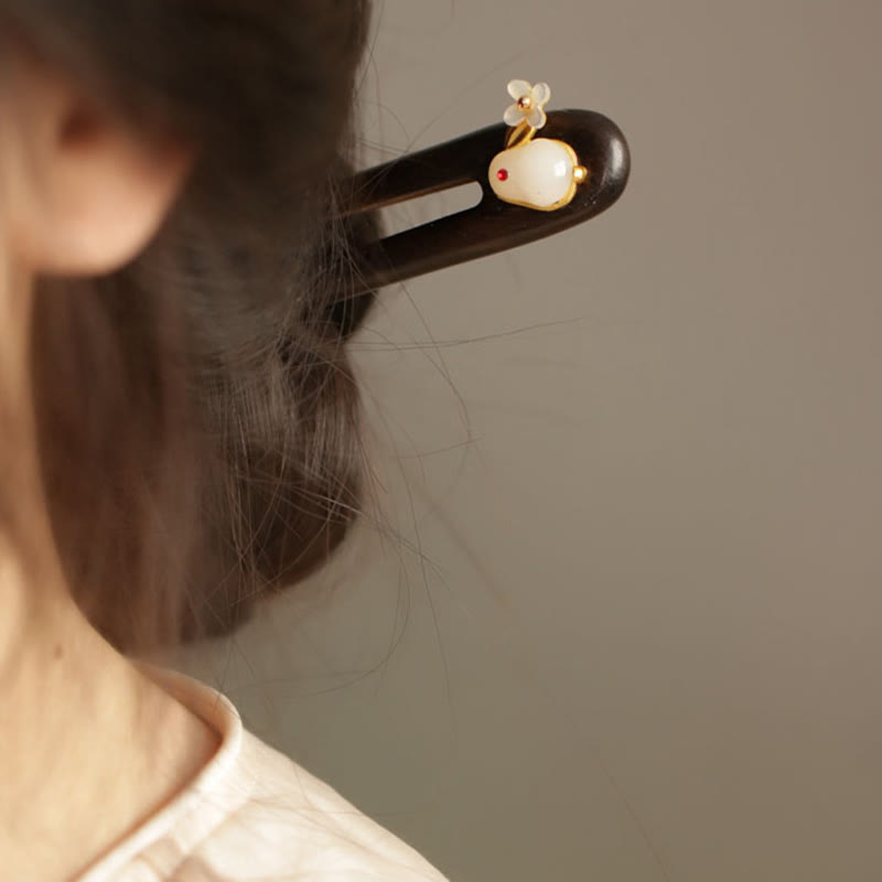 Sandalwood Rabbit Hairpin | Auspicious Cloud Chinese Hairpin