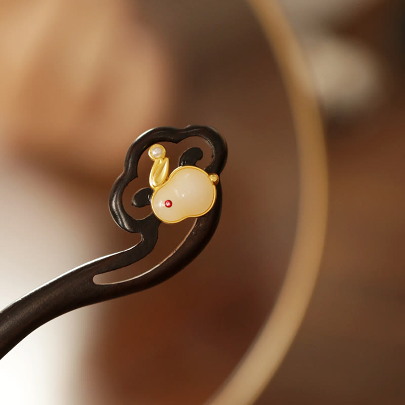 Sandalwood Rabbit Hairpin | Auspicious Cloud Chinese Hairpin