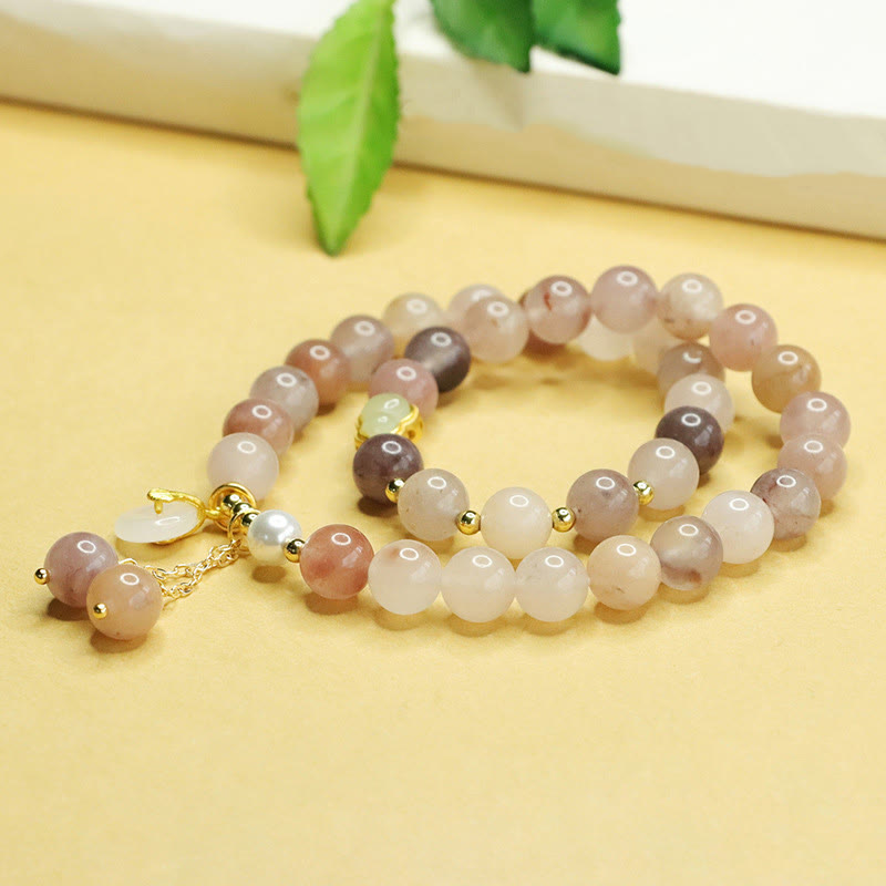 Goldenes Seiden-Jade-Armband mit Peace-Schnalle für Glück und Harmonie