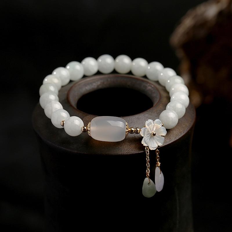 Weißes Jade-Glücks- und Schutzarmband, 7,5 mm Perlen
