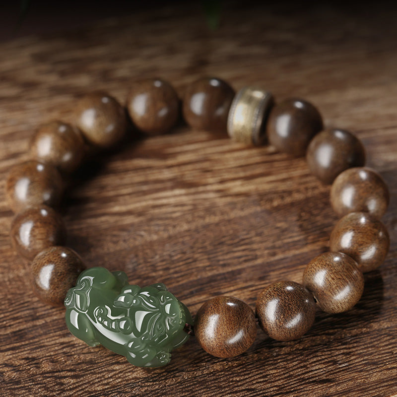 12 mm Jade Pi Xiu Adlerholz-Kraftarmband
