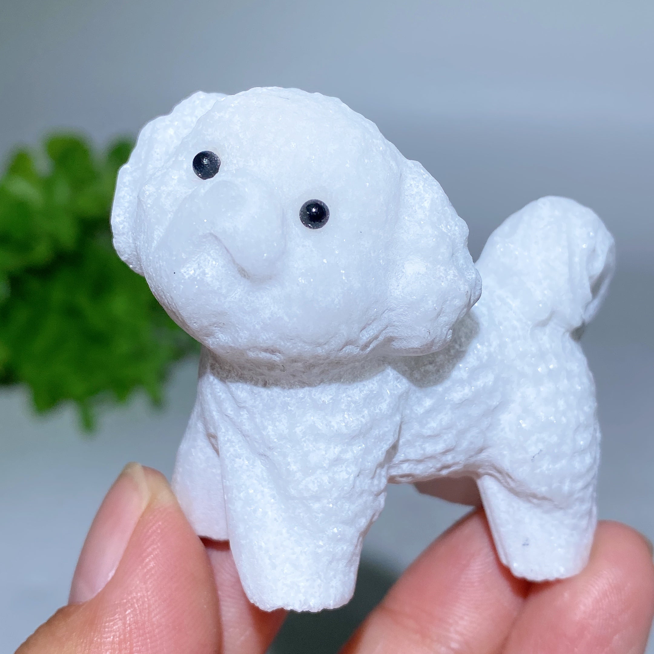 2,1 Zoll große Hundefigur aus weißem Jadekristall zur Heilung