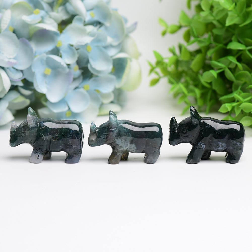 2,2 Zoll Moosachat Kristall Nashorn Tierschnitzerei