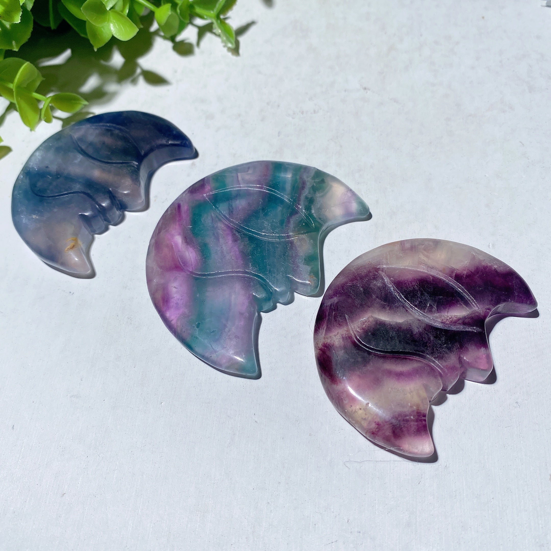 2,3–3,0 Zoll Fluorit-Mondgesicht-Kristallfigur