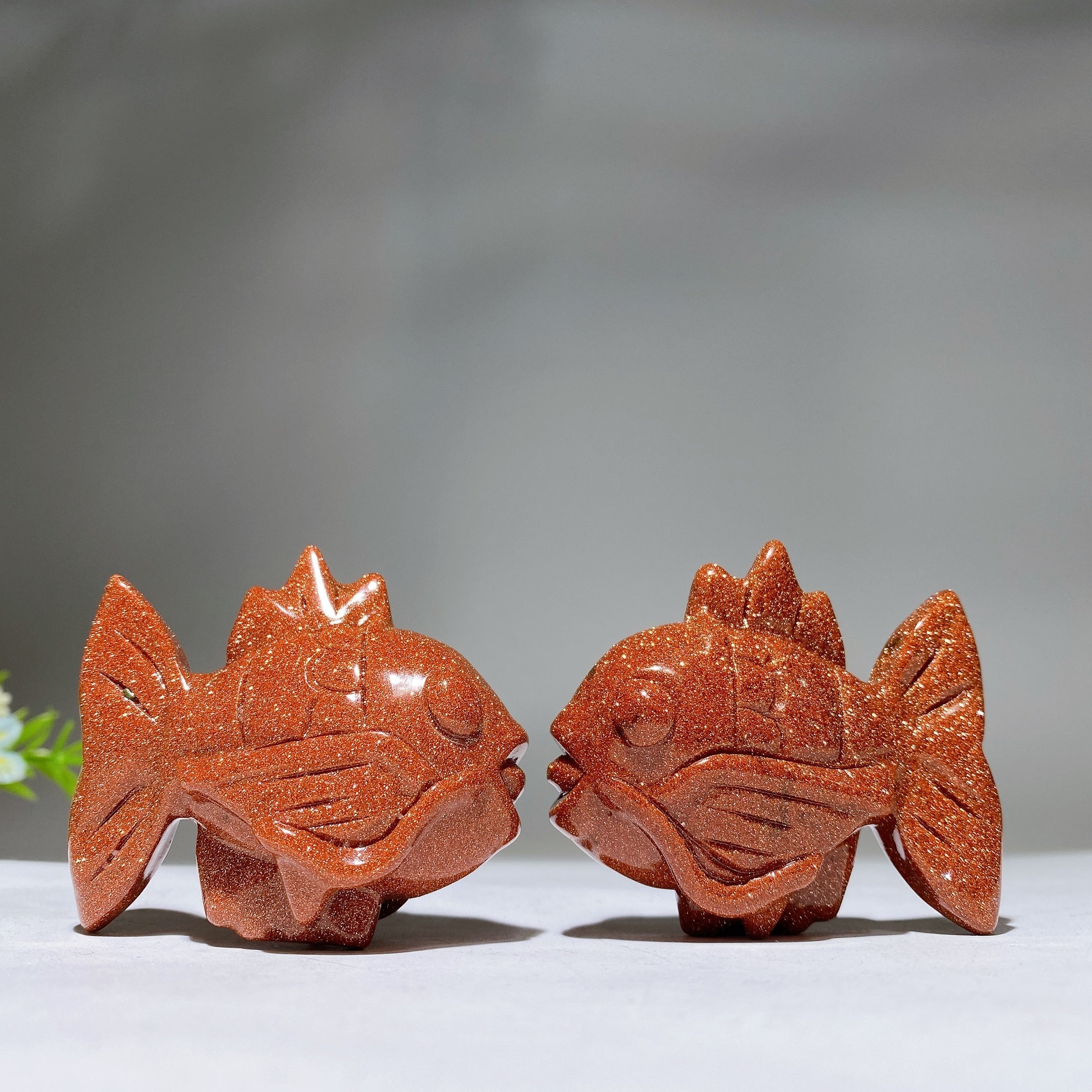 2,3-Zoll-Goldsandstein-Fischkristall-Tierheilung