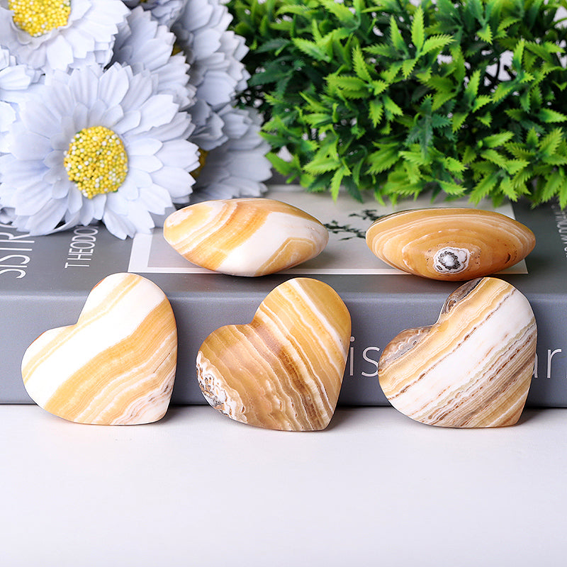 2 Zoll großer Jade-Herzkristall für Heilung und Liebe