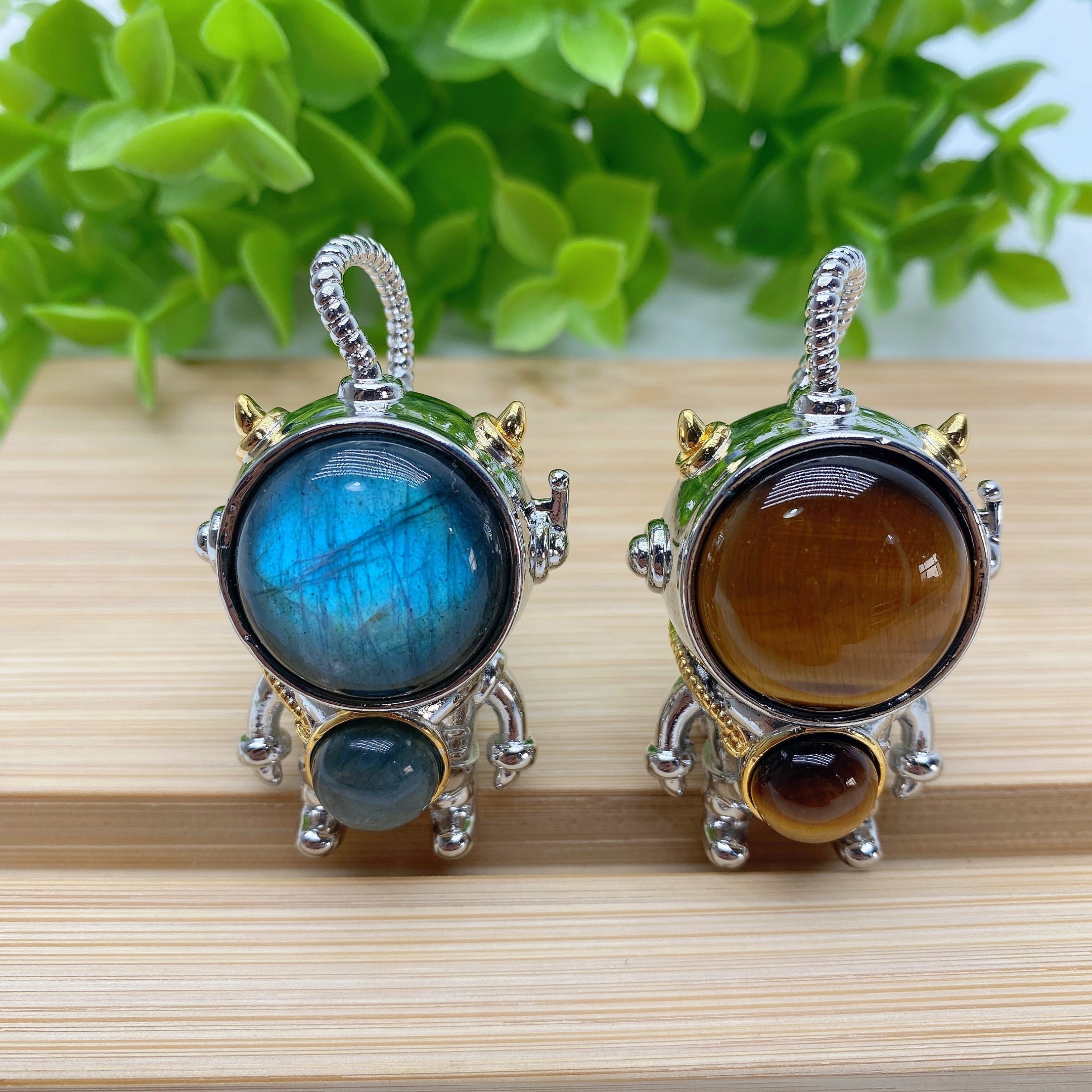 2-inch Labradorite Tiger Eye Astronaut Pendant for Healing