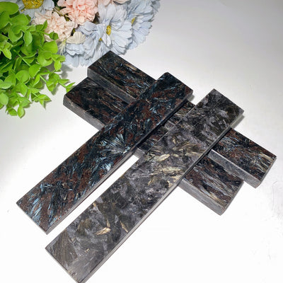 20–30 cm großer Heilstab aus Astrophyllit-Kristall für den Energieausgleich