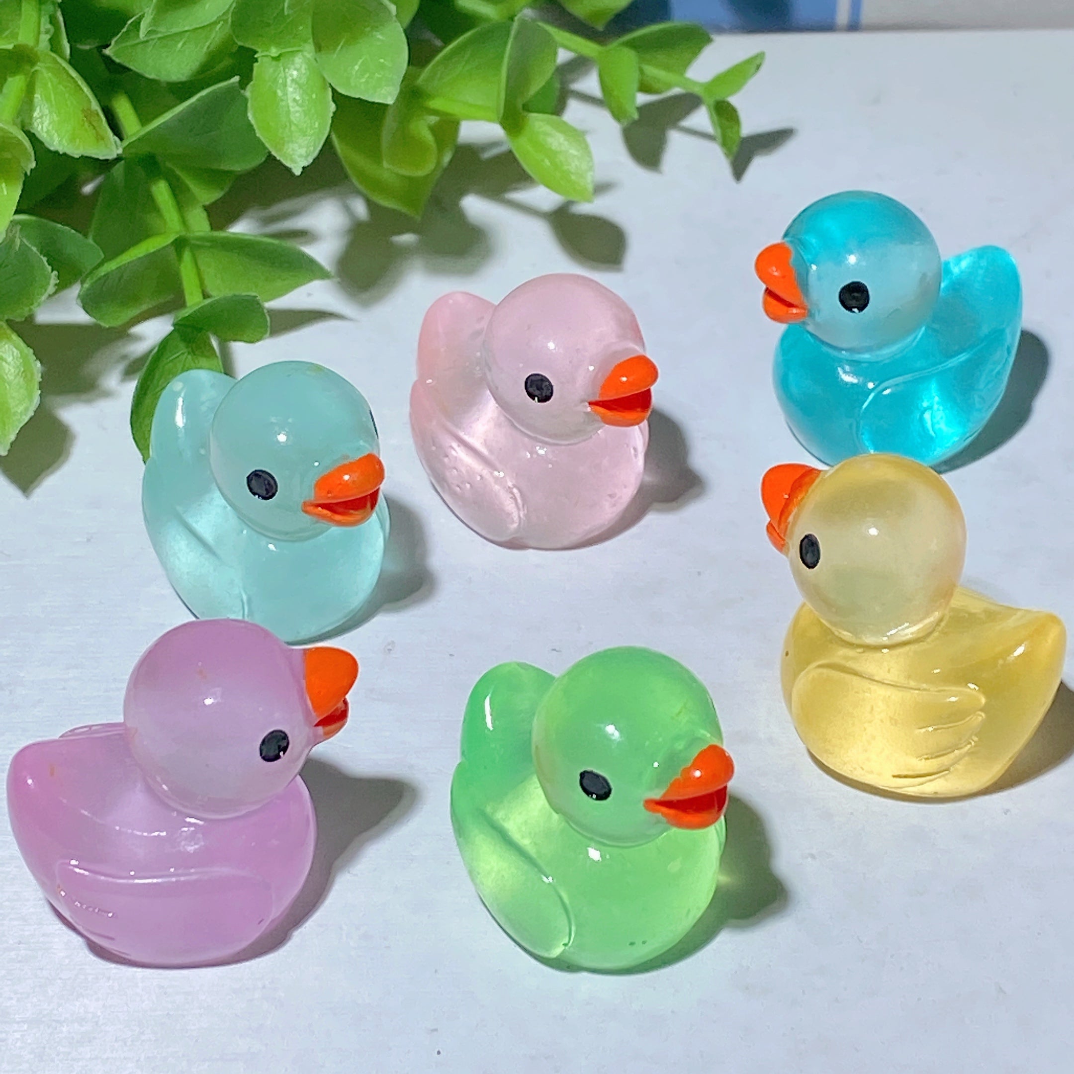26mm Harz Leuchtende Mini Ente Kristall Tier Schnitzerei