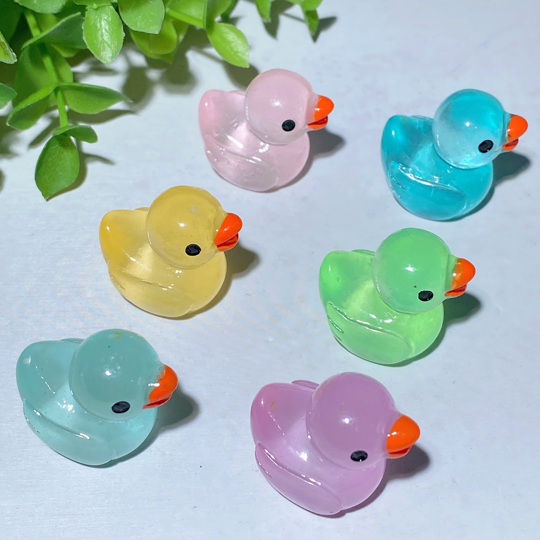 26mm Harz Leuchtende Mini Ente Kristall Tier Schnitzerei