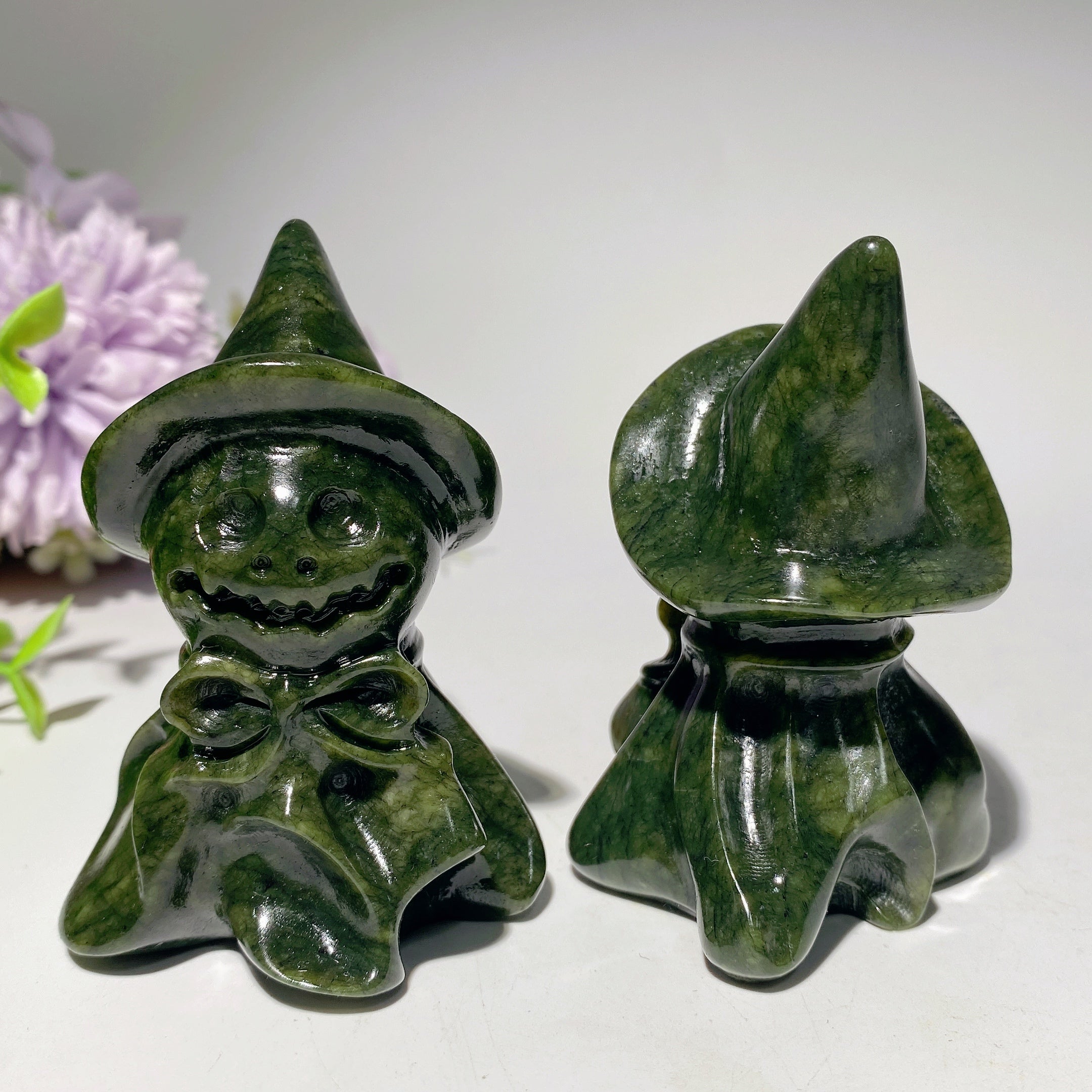 3,1" Serpentine Wizard Hat Ghost Crystal Figur