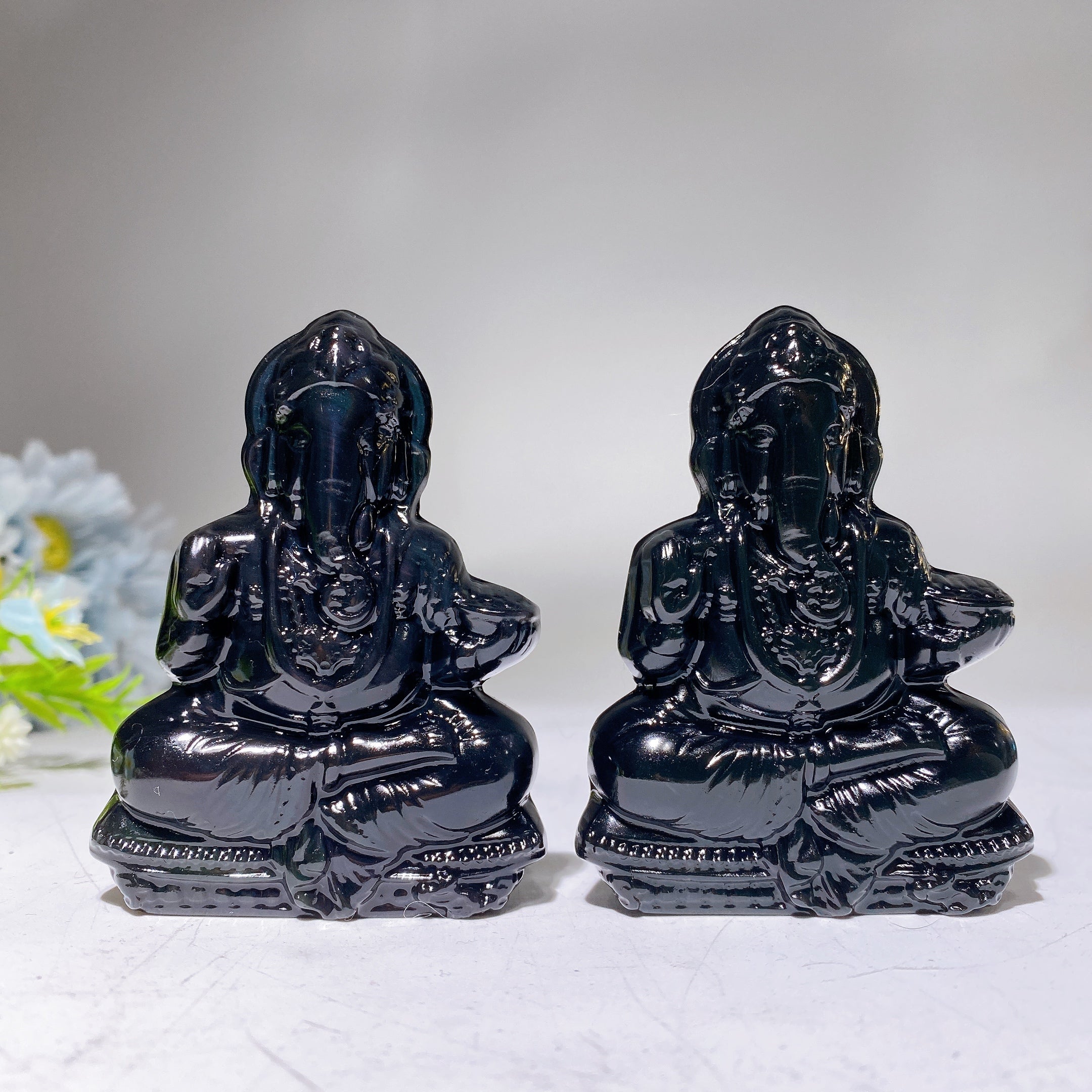 3,2 Zoll große Ganesha-Kristallfigur aus Regenbogen-Obsidian