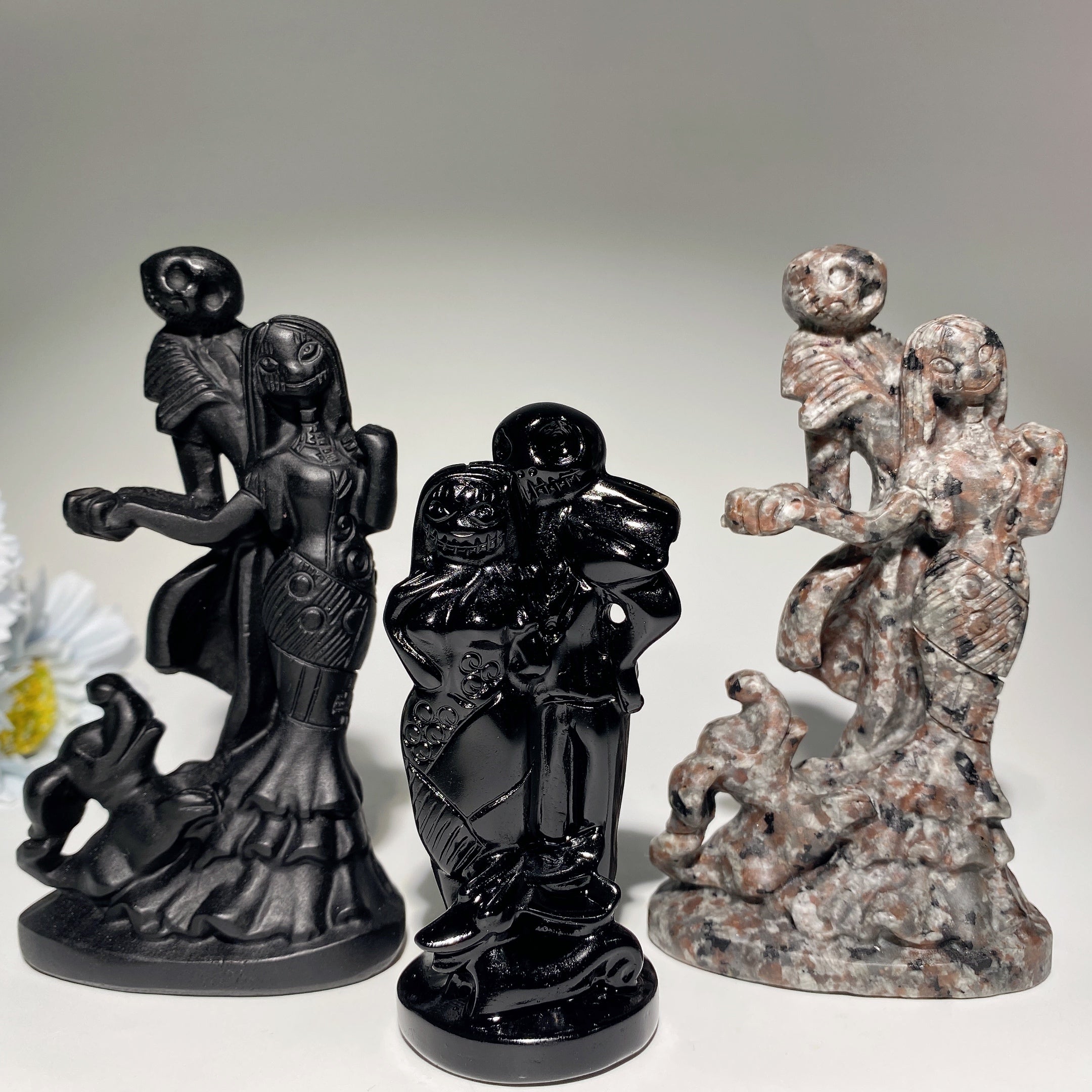 3,6–4,6 Zoll schwarze Obsidian- und Yooperlite-Hundekristallschnitzereien