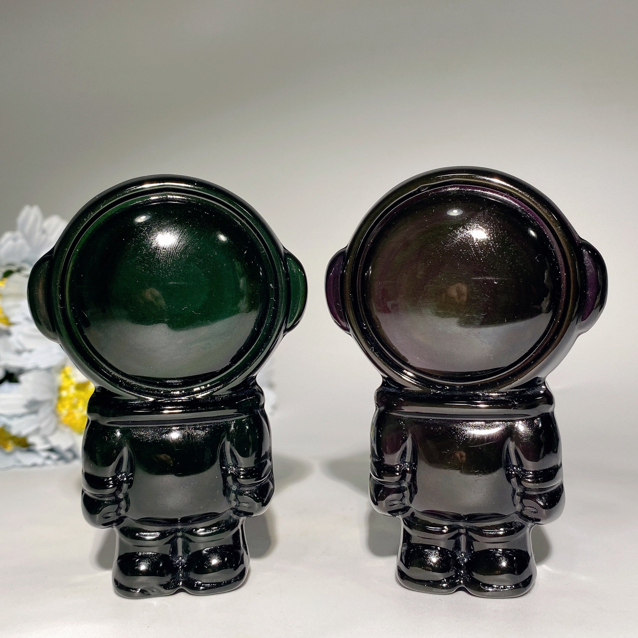 3,7" Regenbogen-Obsidian-Raumfahrer-Kristallfigur zur Heilung