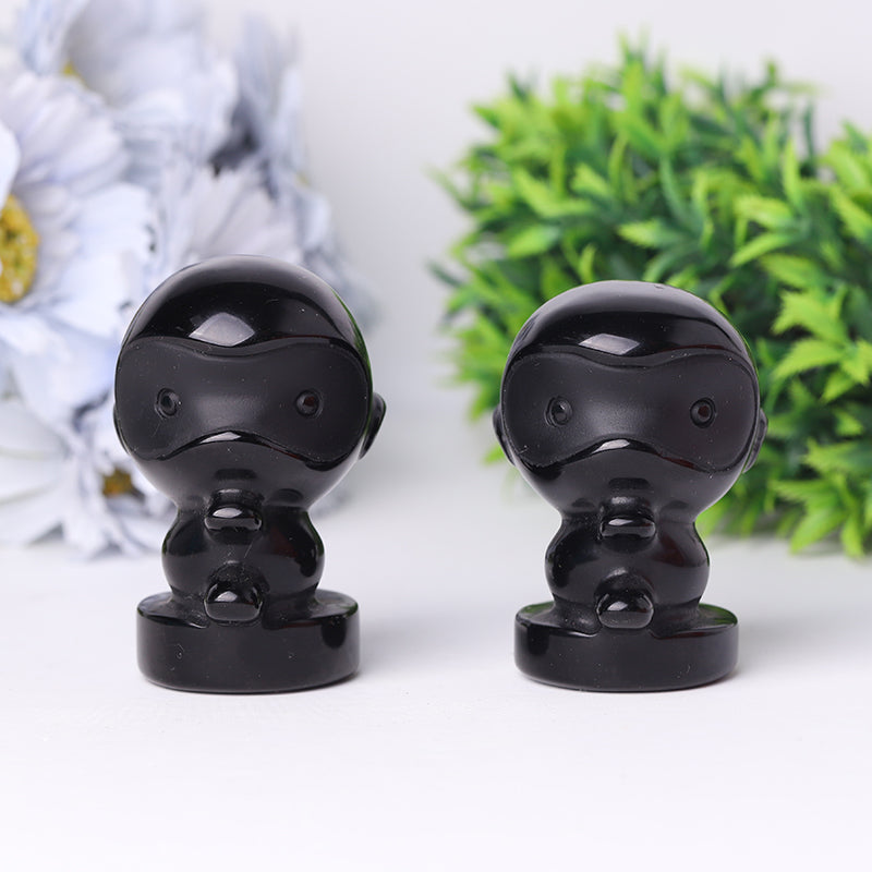 3 Zoll große Figur aus schwarzem Obsidiankristall