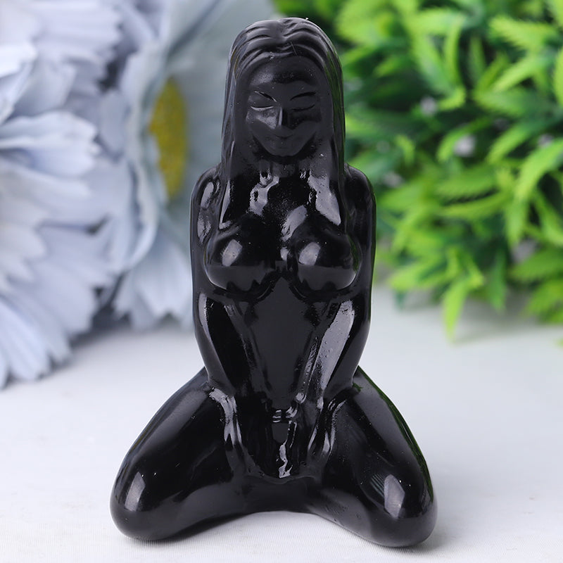 3 Zoll große Yoga-Lady-Kristallfigur aus schwarzem Obsidian