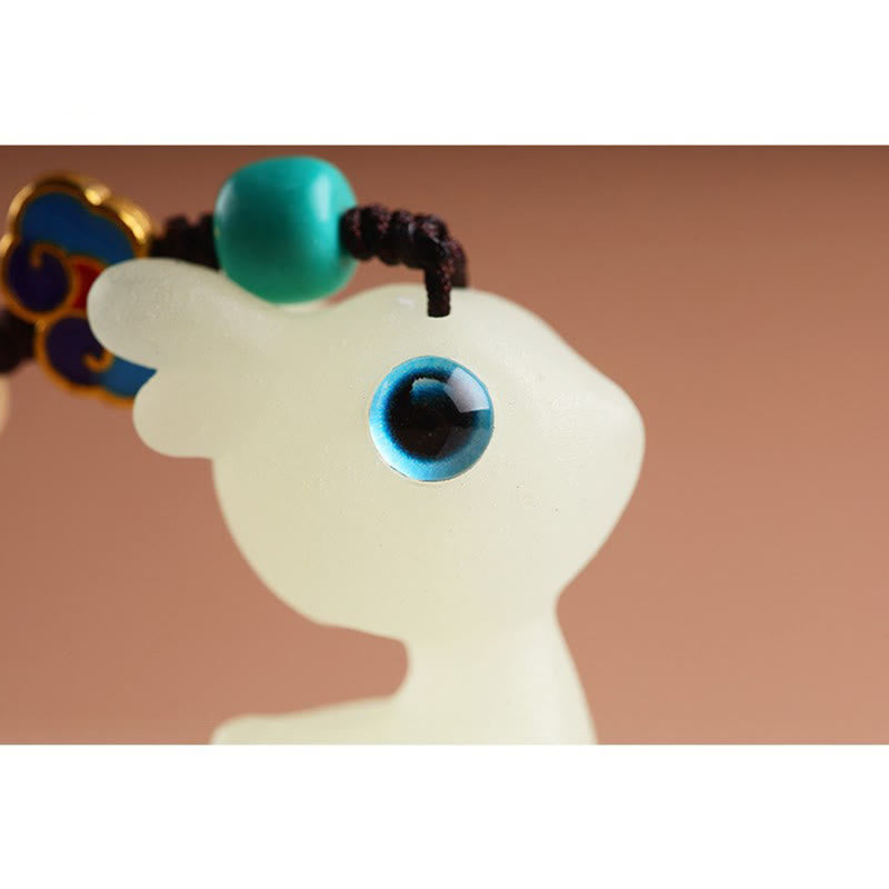 Schlüsselanhänger mit leuchtendem Hirsch-Glücksstein für spirituellen Schmucksegen