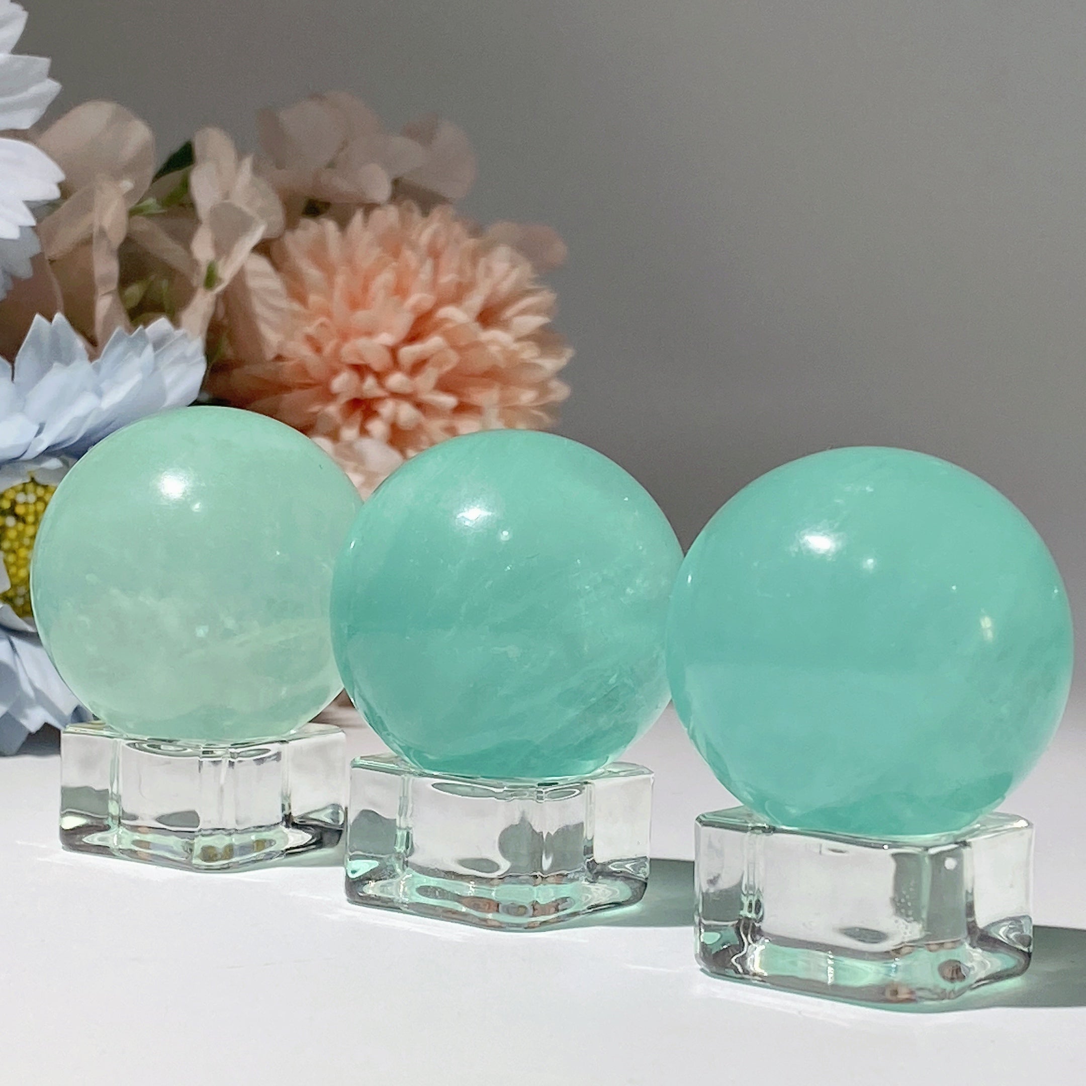35–40 mm grüne Fluorit-Kristallkugel zur Heilung
