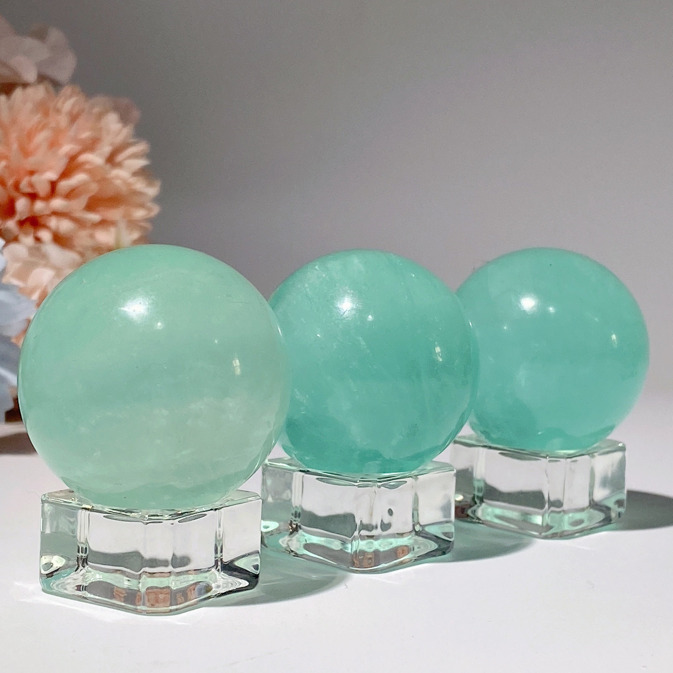 35–40 mm grüne Fluorit-Kristallkugel zur Heilung