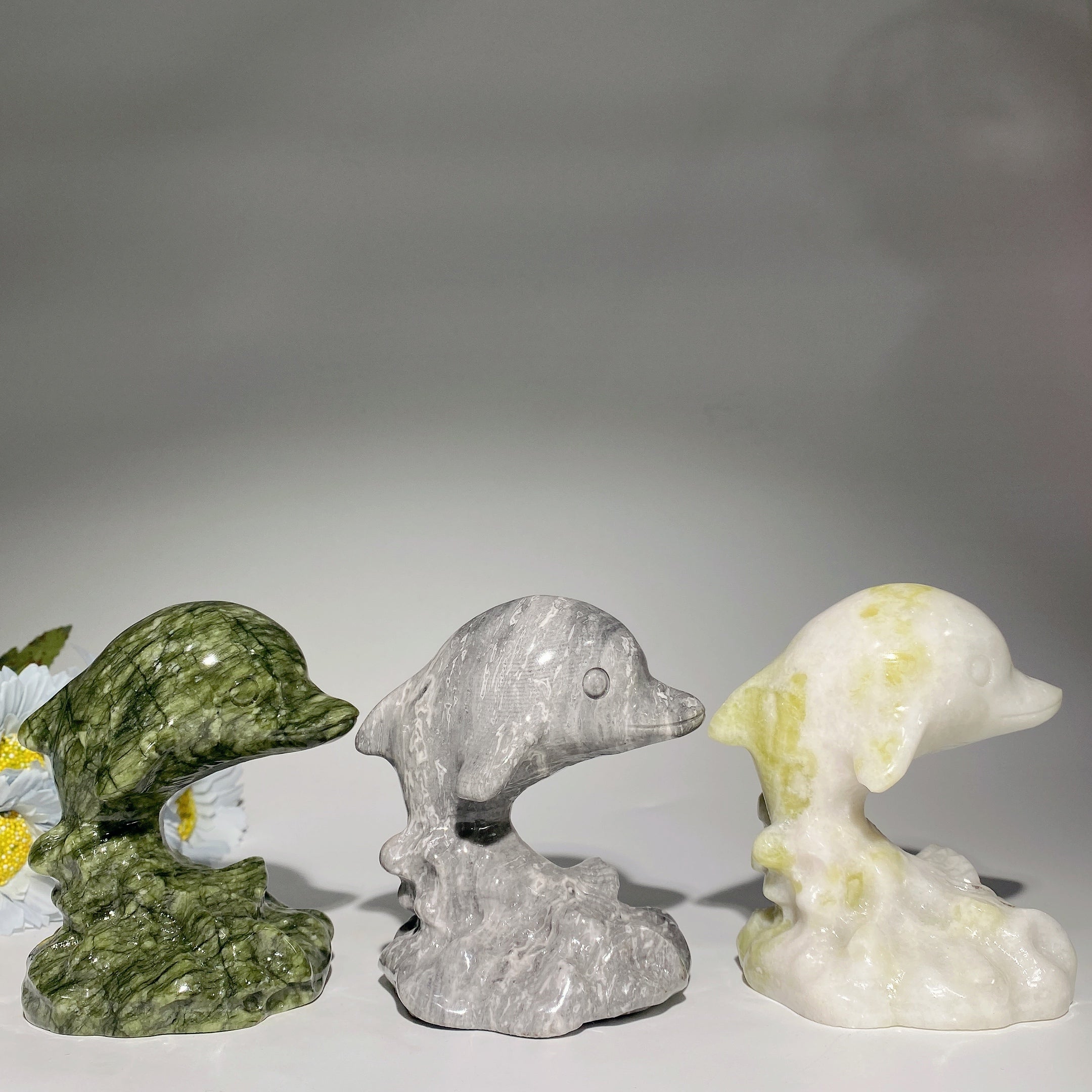 4,1 Zoll Jade-Delfin-Kristallschnitzerei für Heilung und Gleichgewicht