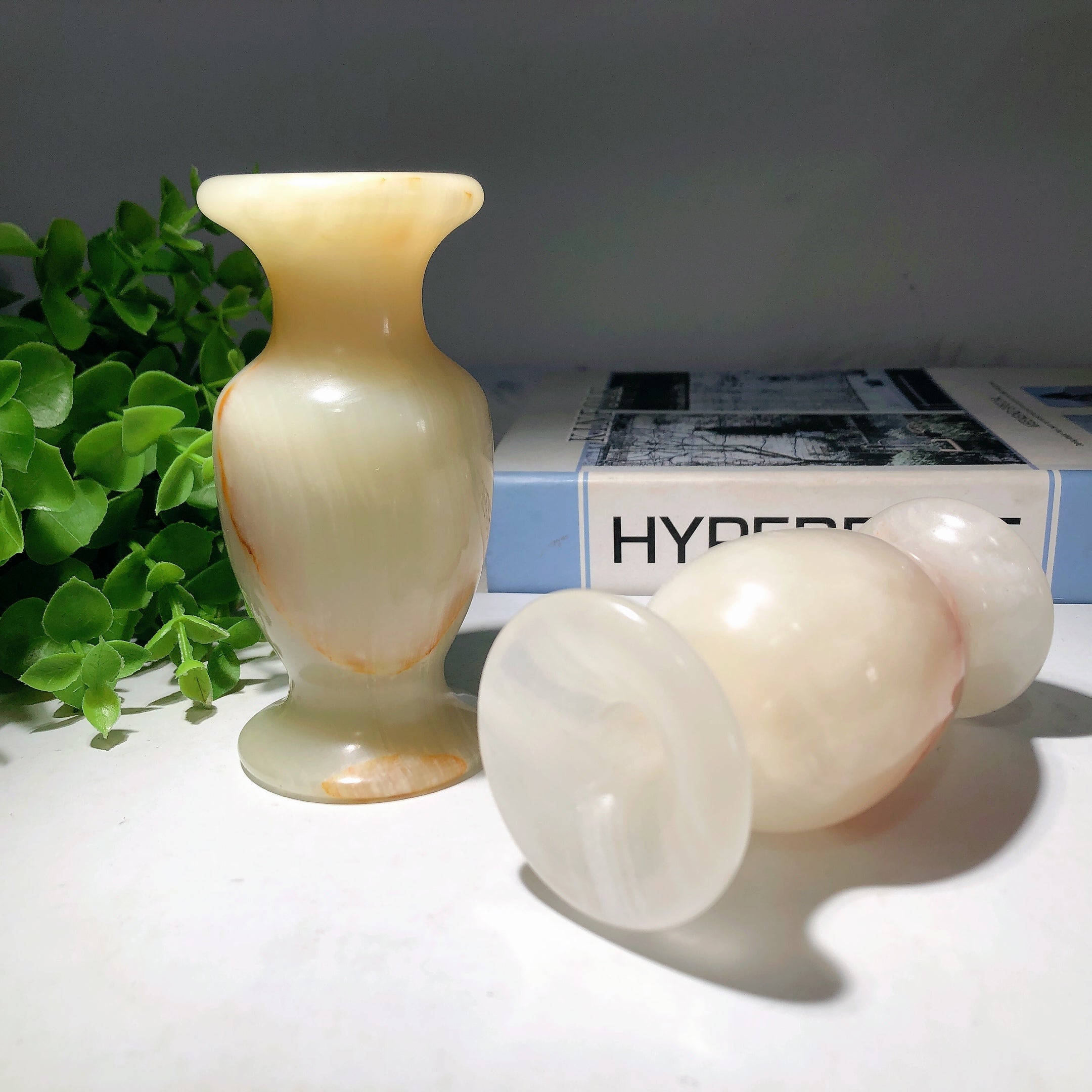 4,5 Zoll afghanische Jade-Heilvase, Kristallskulptur