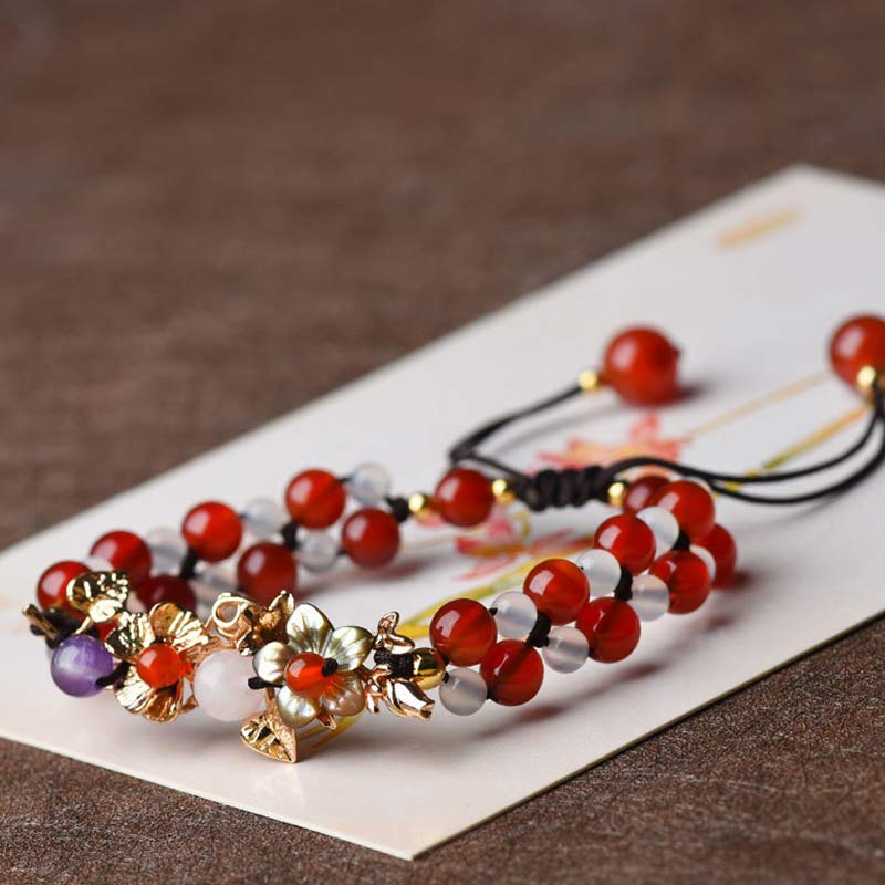 Grünes Aventurin & Granat Glücksarmband mit Blütenblättern