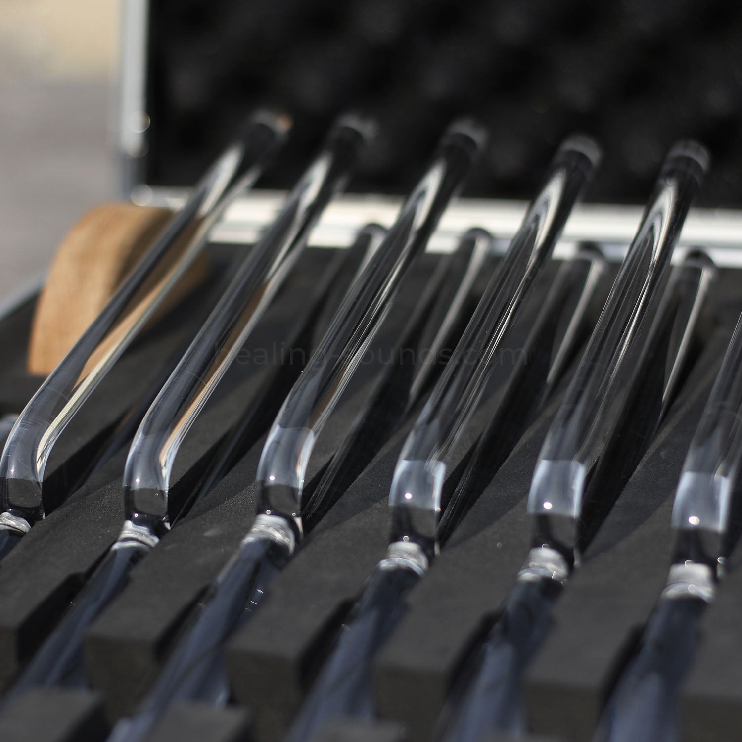 432 Hz Stimmgabel-Set aus klarem Kristall mit Box – 13-teilig – 10 mm