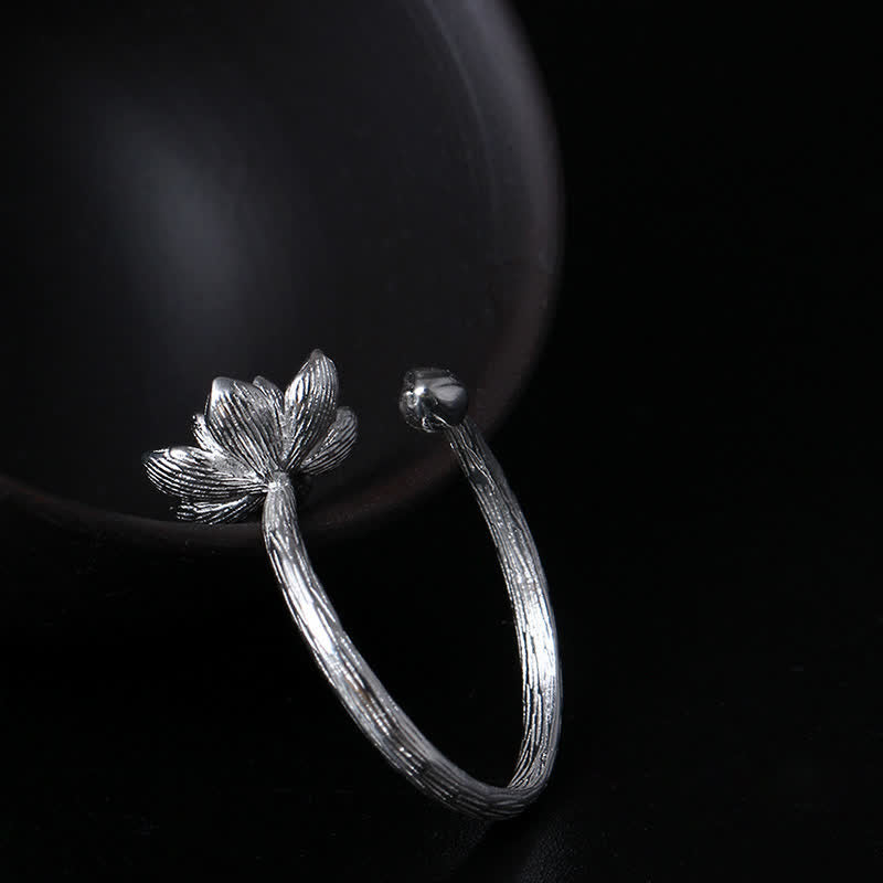 Verstellbarer Lotusring aus Sterlingsilber für Segen und Gleichgewicht