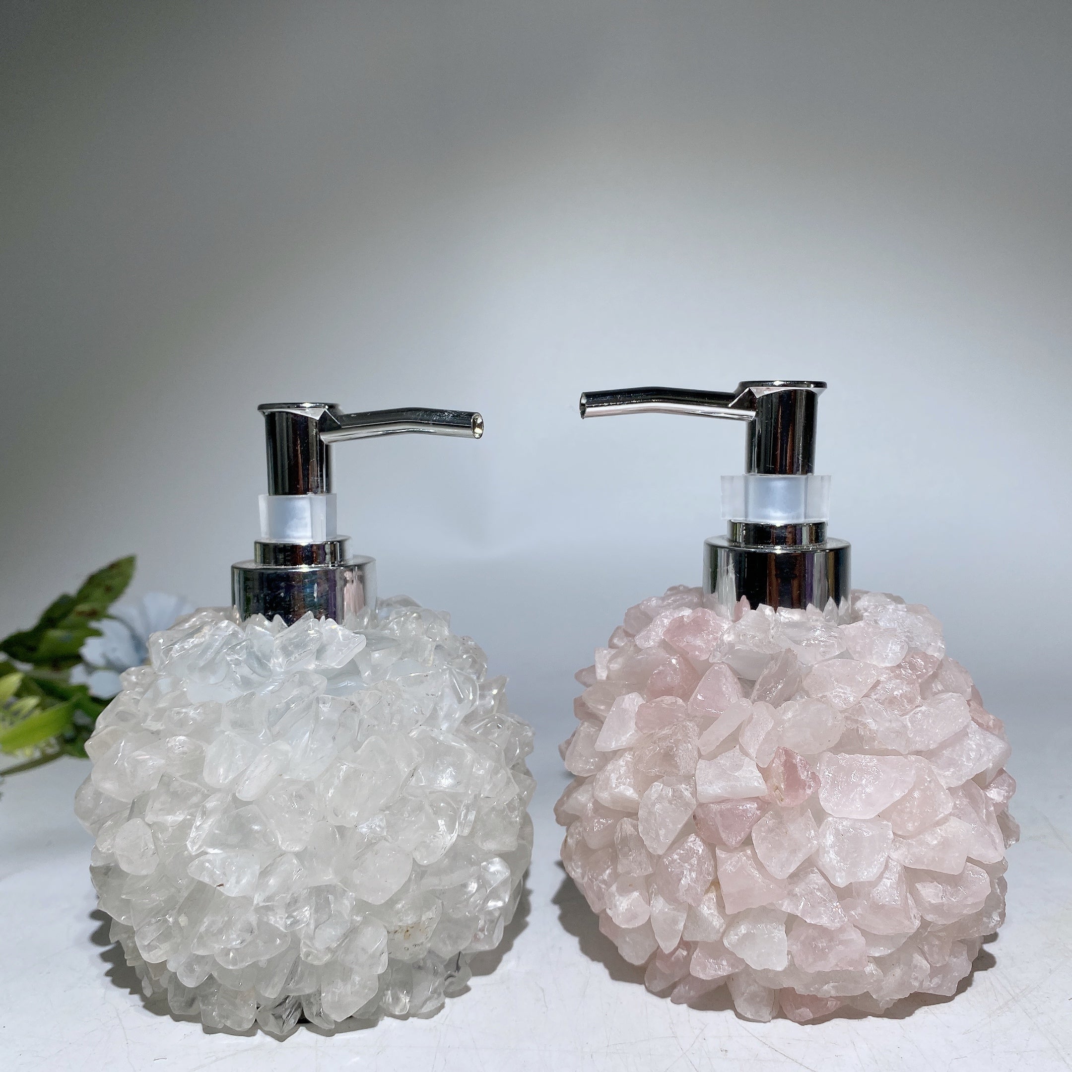 5,0 Zoll große Displayflasche mit Heilkristallsplittern und Pumpe