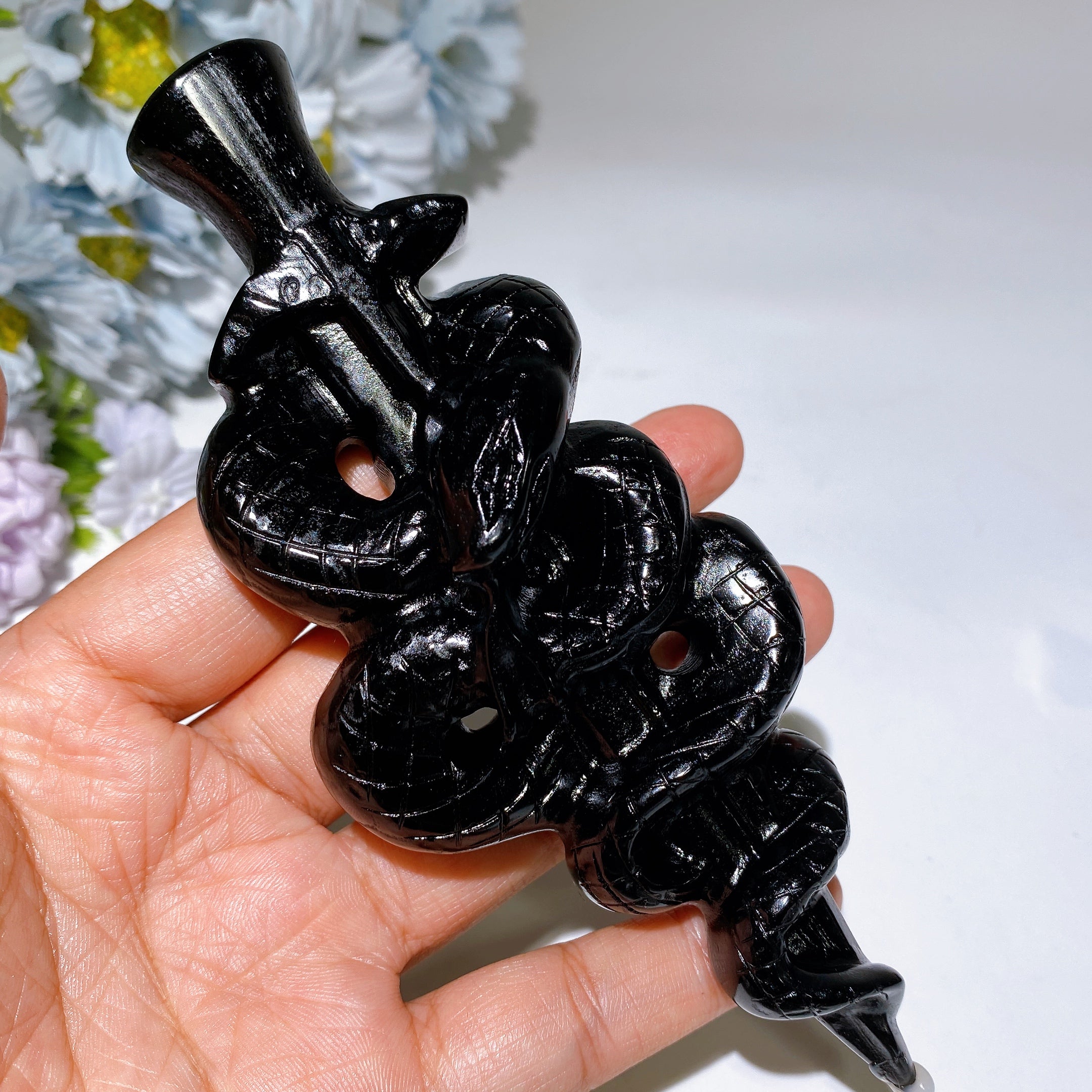 5,7 Zoll schwarze Obsidian-Schlangenschwert-Kristallfigur